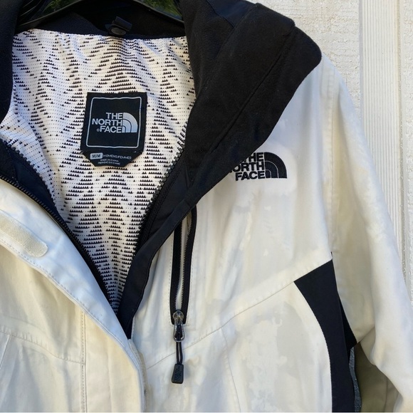 THE North Face Varius Guide Jacket - Women's Cream Black Waterproof Wind Medium - Picture 3 of 11